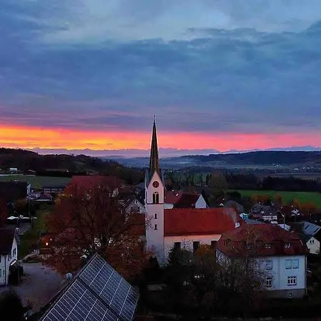 Quarto em Acomodações Particulares Ferienzimmer Oelhaf In Gruen Self Check-in Mit Key-tresore *