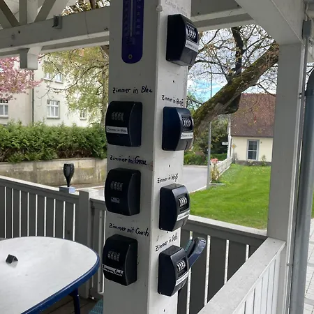 Ferienzimmer Oelhaf In Gruen Self Check-in Mit Key-tresore Вильгельмсдорф
