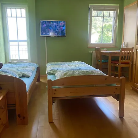 Ferienzimmer Oelhaf In Gruen Self Check-in Mit Key-tresore Quarto em Acomodações Particulares *